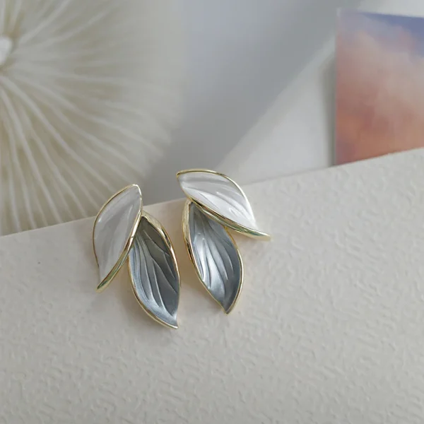 Mori Leaf Earrings